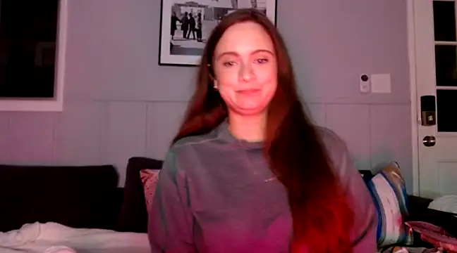 Sophie Raegan online show from February 21, 1:33 pm