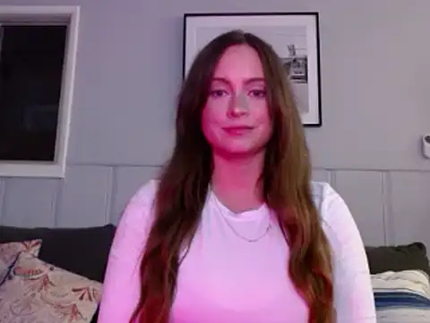 Sophie Raegan online show from March 7, 11:51 am