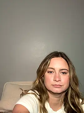 Sophie Raegan online show from September 10, 2:39 pm