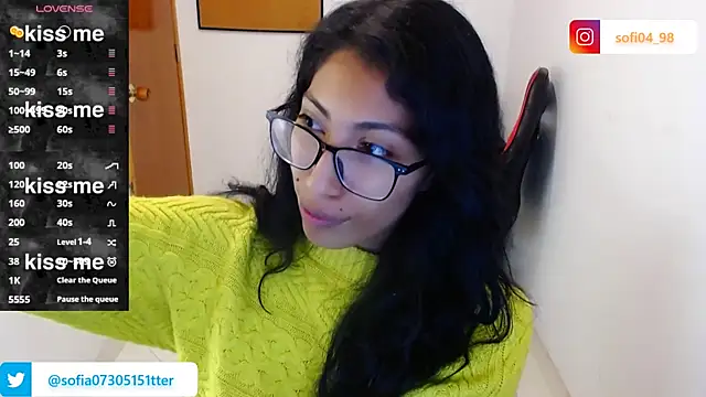 Snapshot of sofia_rosse4 chatting on June 27, 2:27 am sofia rosse4 online show from June 27, 2:27 am