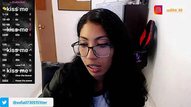 Snapshot of sofia_rosse4 chatting on July 8, 12:04 am sofia rosse4 online show from July 8, 12:04 am