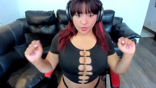 Snapshot of sofialove__ chatting on January 29, 1:05 am sofialove online show from January 29, 1:05 am