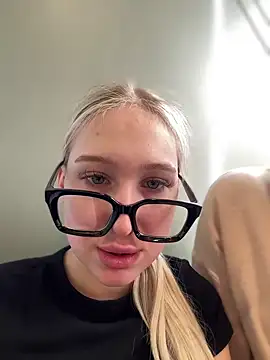 NikaMur online show from February 22, 6:50 am