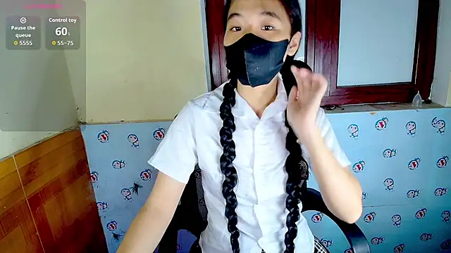   Saphia   online show from October 15, 3:34 pm