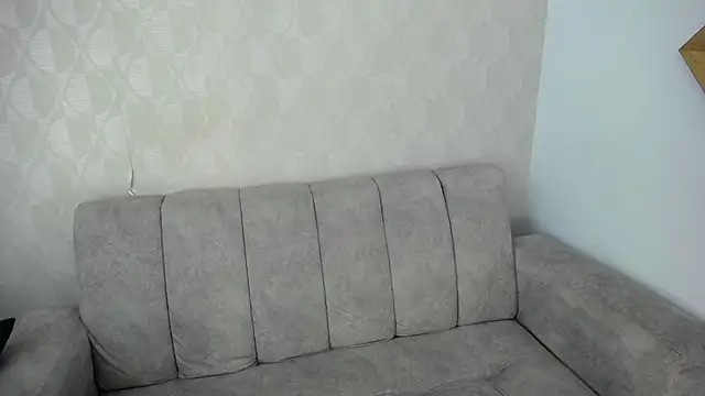 Snapshot of dayis_butera chatting on March 1, 12:34 pm dayis butera online show from March 1, 12:34 pm