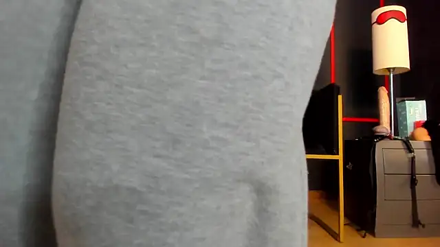 Snapshot of CharlotteScotte chatting on January 7, 11:34 am CharlotteScotte online show from January 7, 11:34 am