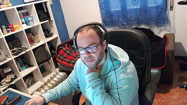 ravingr4d4 online show from January 29, 9:12 am