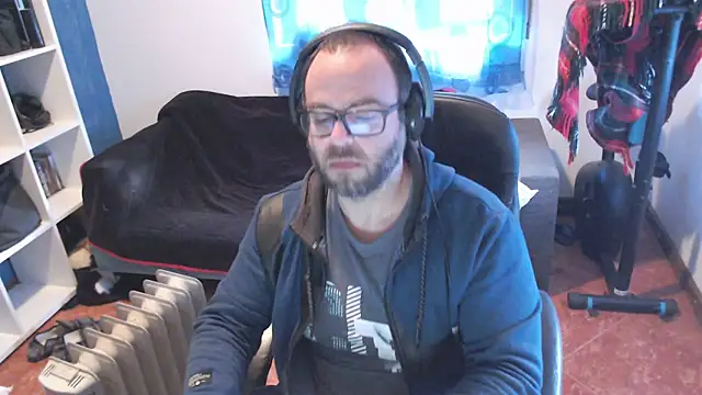 ravingr4d4 online show from February 7, 3:08 pm