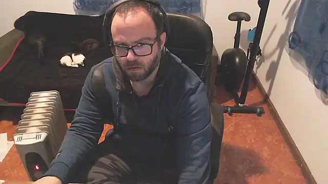 ravingr4d4 online show from February 14, 10:14 pm