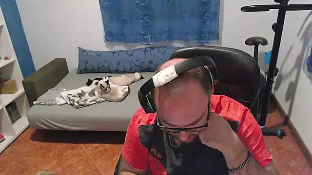 ravingr4d4 online show from September 28, 1:11 am