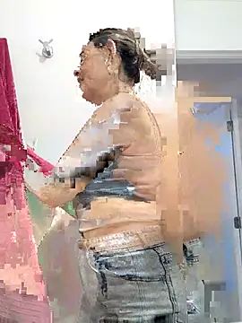 Snapshot of Daniela77771 chatting on January 6, 1:04 pm Daniela77771 online show from January 6, 1:04 pm