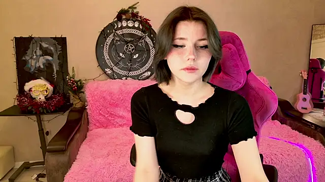 Snapshot of Alisa_Black_Star chatting on January 24, 11:15 am Alisa Black Star online show from January 24, 11:15 am