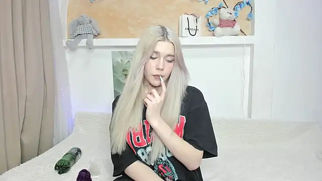 Snapshot of Alisa_Black_Star chatting on December 20, 2:24 pm Alisa Black Star online show from December 20, 2:24 pm