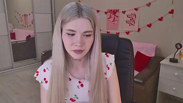 Snapshot of Alisa_Black_Star chatting on December 21, 11:28 am Alisa Black Star online show from December 21, 11:28 am