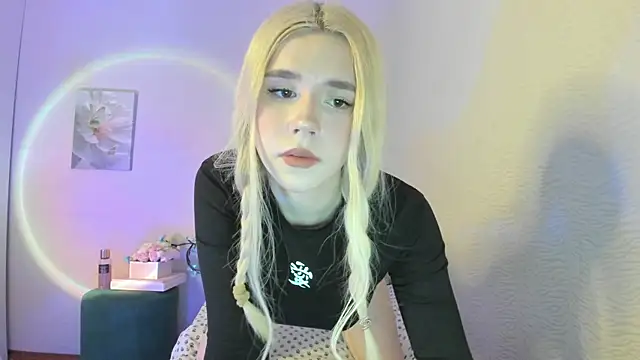 Snapshot of Alisa_Black_Star chatting on March 23, 5:06 pm Alisa Black Star online show from March 23, 5:06 pm