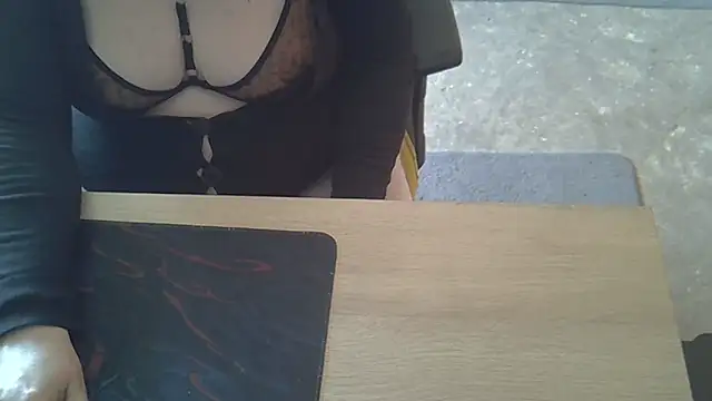 Silvia2277 online show from February 14, 9:17 am