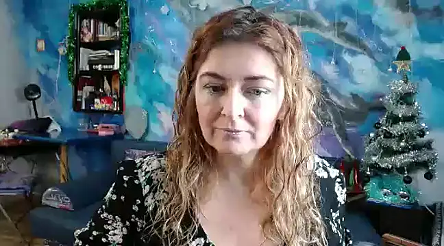 Helen1974 online show from January 4, 11:38 pm