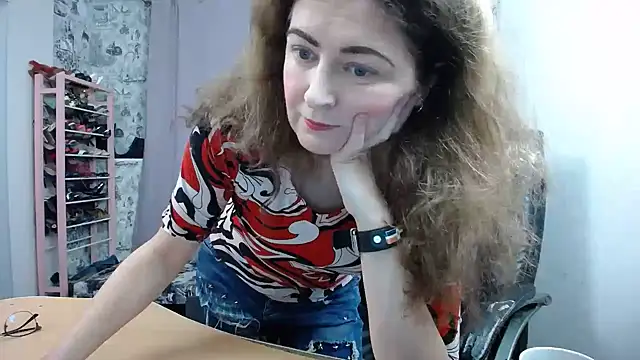 Snapshot of Helen1974 chatting on March 31, 2:13 am Helen1974 online show from March 31, 2:13 am