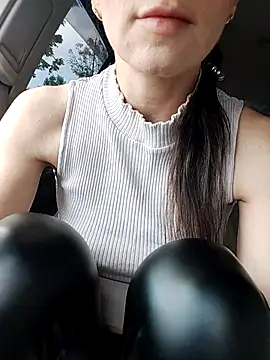 Brilliant-Queen1 online show from October 3, 11:46 pm