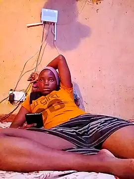 cute naimah online show from November 17, 5:19 pm