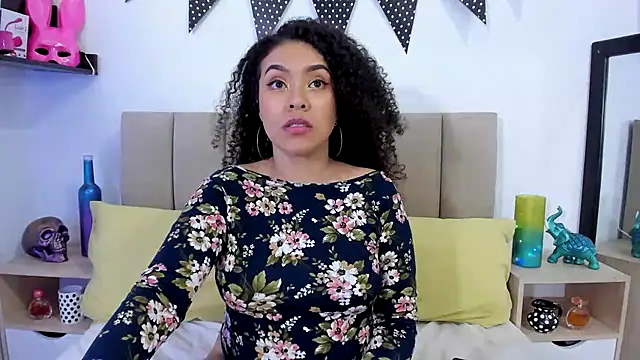 Zoe Gruber online show from December 20, 2:19 am