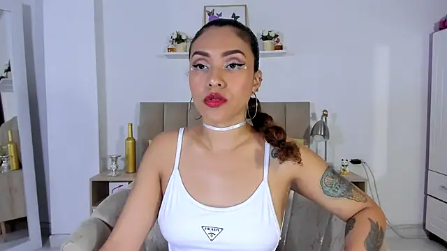 Zoe Gruber online show from April 26, 11:13 pm
