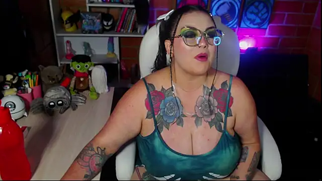 juliette rd online show from October 7, 4:09 am