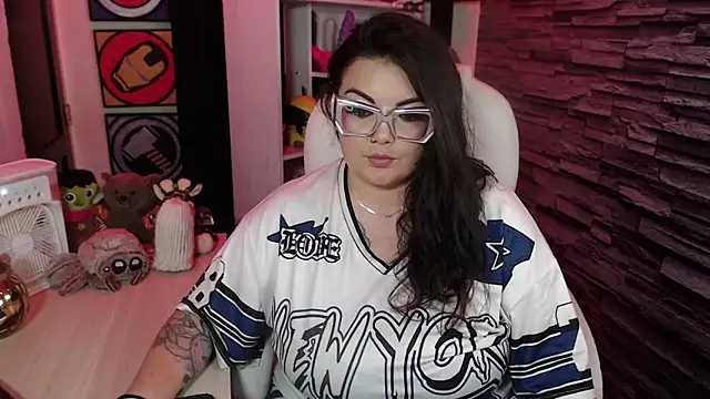 juliette rd online show from February 3, 6:11 am