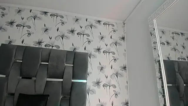 Ehotloveaxxx online show from January 7, 1:35 pm