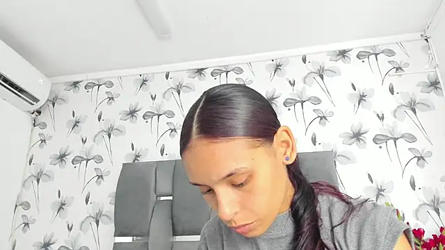 Ehotloveaxxx online show from September 21, 1:46 pm