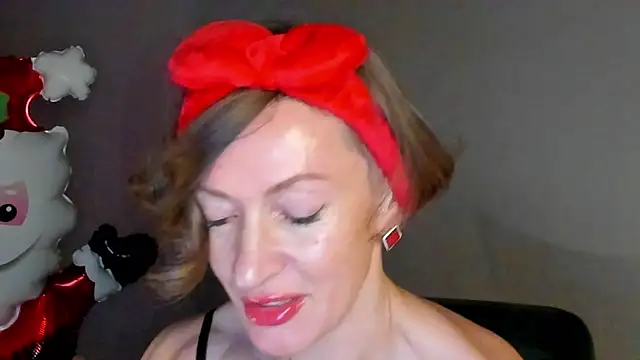 Dorothy Meyer online show from December 28, 3:04 am