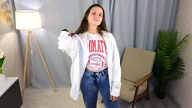 Snapshot of JaniceHanson chatting on November 24, 5:07 am JaniceHanson online show from November 24, 5:07 am