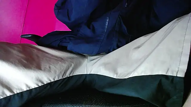 zacwatson  online show from November 9, 2:21 am