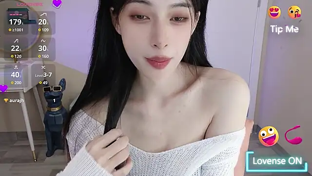 Snapshot of Aurora_99 chatting on December 31, 7:10 am Aurora 99 online show from December 31, 7:10 am