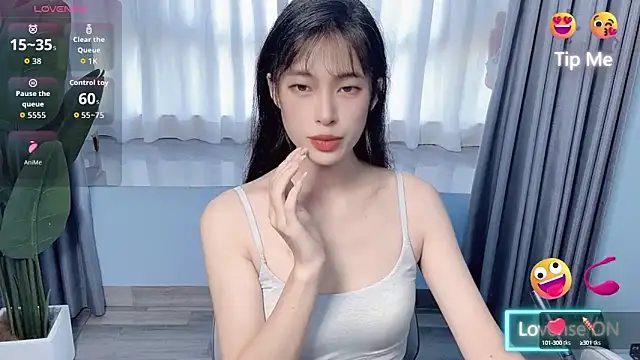 Snapshot of Aurora_99 chatting on September 29, 11:53 pm Aurora 99 online show from September 29, 11:53 pm