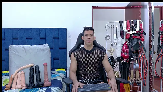 JoseRumbero26 online show from May 20, 11:49 am