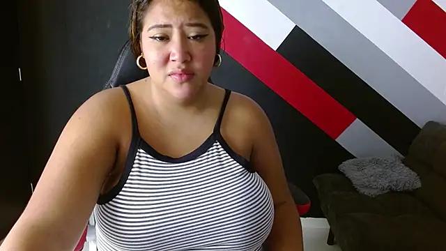 I am yours- online show from October 20, 11:43 am