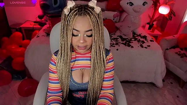 Snapshot of conny__curly chatting on February 11, 1:41 pm conny curly online show from February 11, 1:41 pm