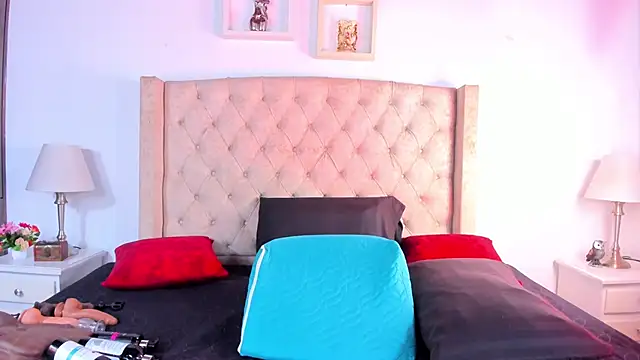 natalia collinslim online show from September 20, 4:02 am