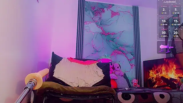 Snapshot of _ChanellR_ chatting on October 4, 11:52 am ChanellR online show from October 4, 11:52 am