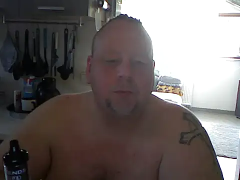 Snapshot of pimmelmann3 chatting on April 6, 11:33 am pimmelmann3 online show from April 6, 11:33 am