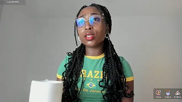 EmmaSanzz  online show from February 21, 11:33 am