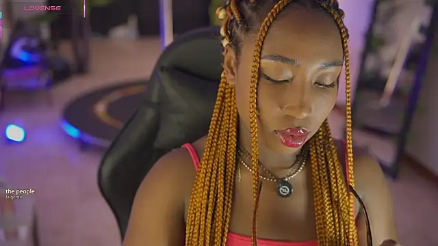 EmmaSanzz  online show from March 5, 11:39 am