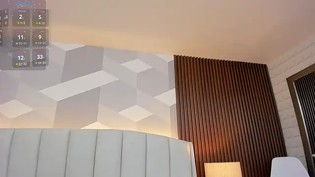 Julietasantos   online show from November 12, 6:30 pm