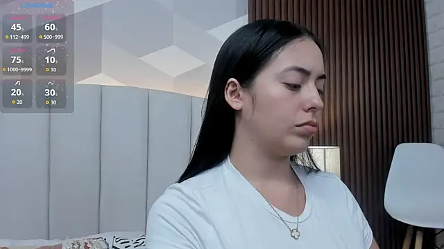 Julietasantos   online show from March 13, 6:36 pm