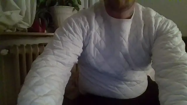 Fuckbuddy36 online show from March 10, 8:23 pm