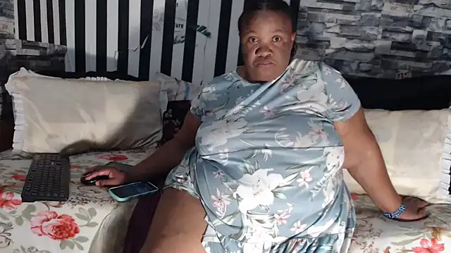 BigHotMatureXx online show from March 10, 8:41 am