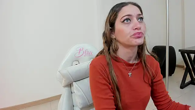 Carolina hernandez22 online show from November 10, 12:15 pm