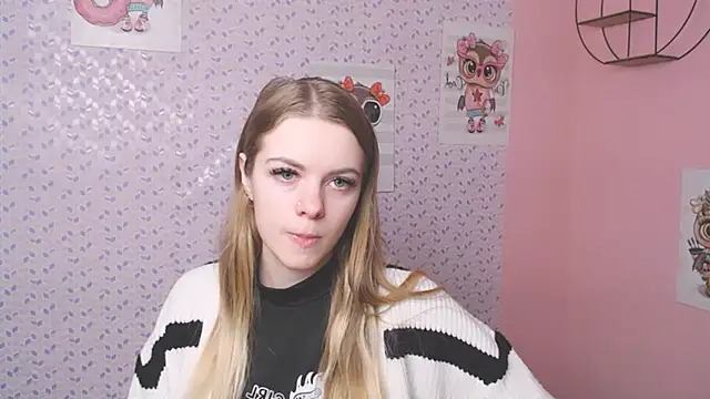 AliceFlirtt  online show from January 20, 12:39 pm
