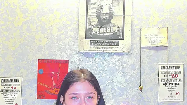 Snapshot of Vanessa_Florence chatting on December 7, 1:14 am Vanessa Florence online show from December 7, 1:14 am